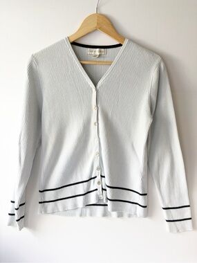 Casual Corner Light Blue Ribbed V-Neck Cardigan with Mother of Pearl Buttons